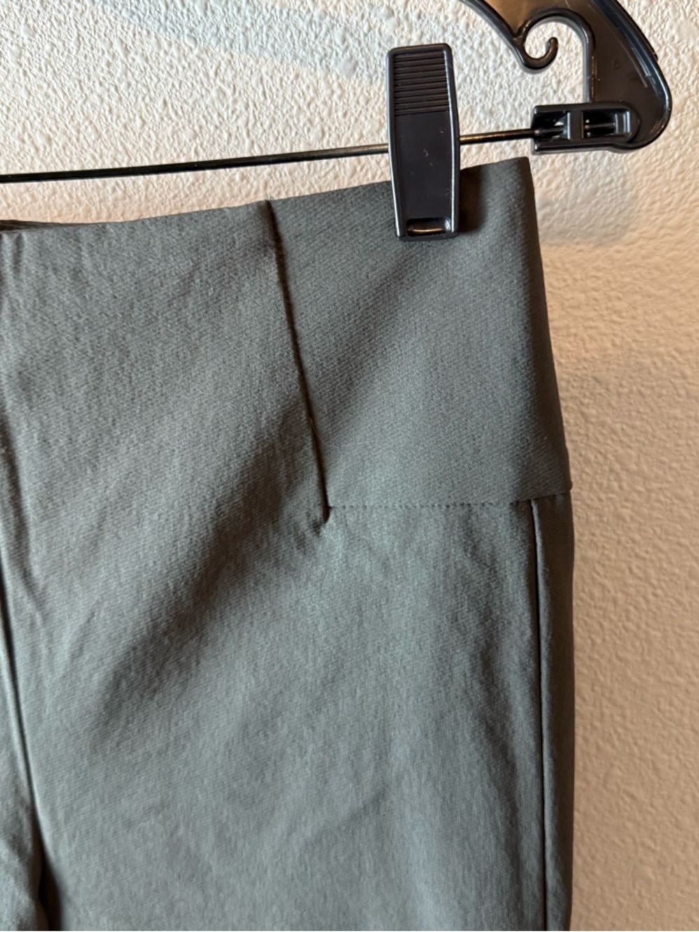 Athleta Wander Slim Straight Crop Pants Arbor Olive Green Casual Women’s Size 4 - Picture 6 of 12